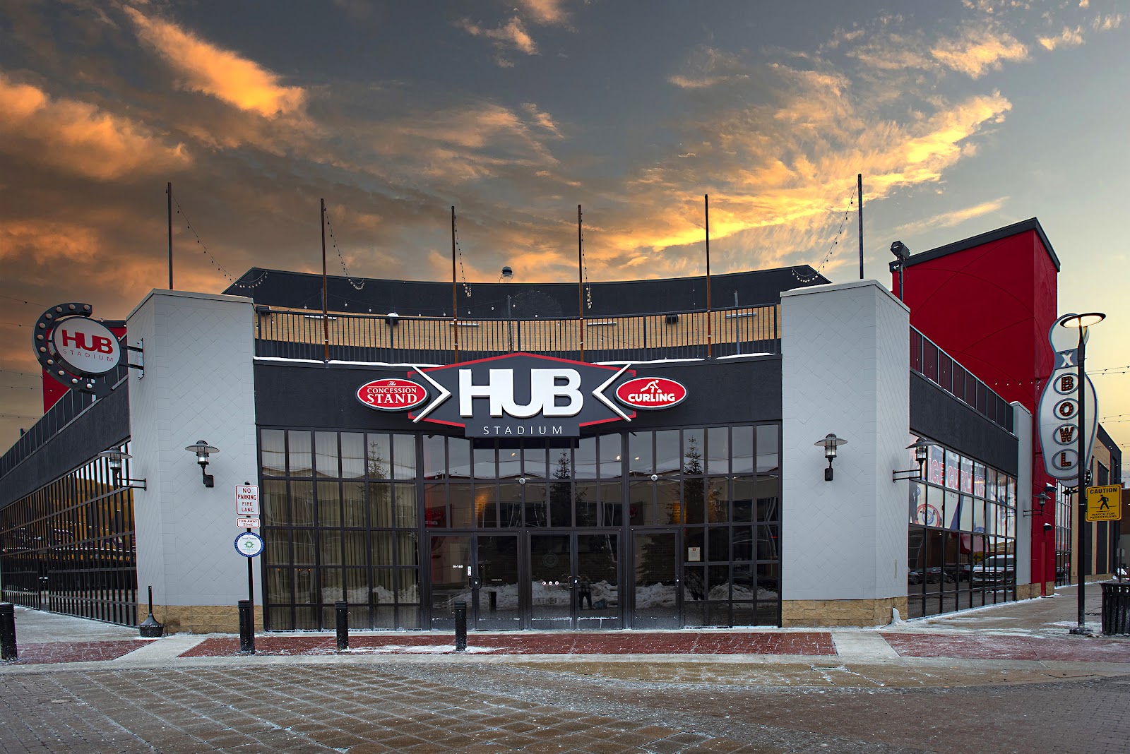 The HUB Stadium & Restaurant, Novi in Novi